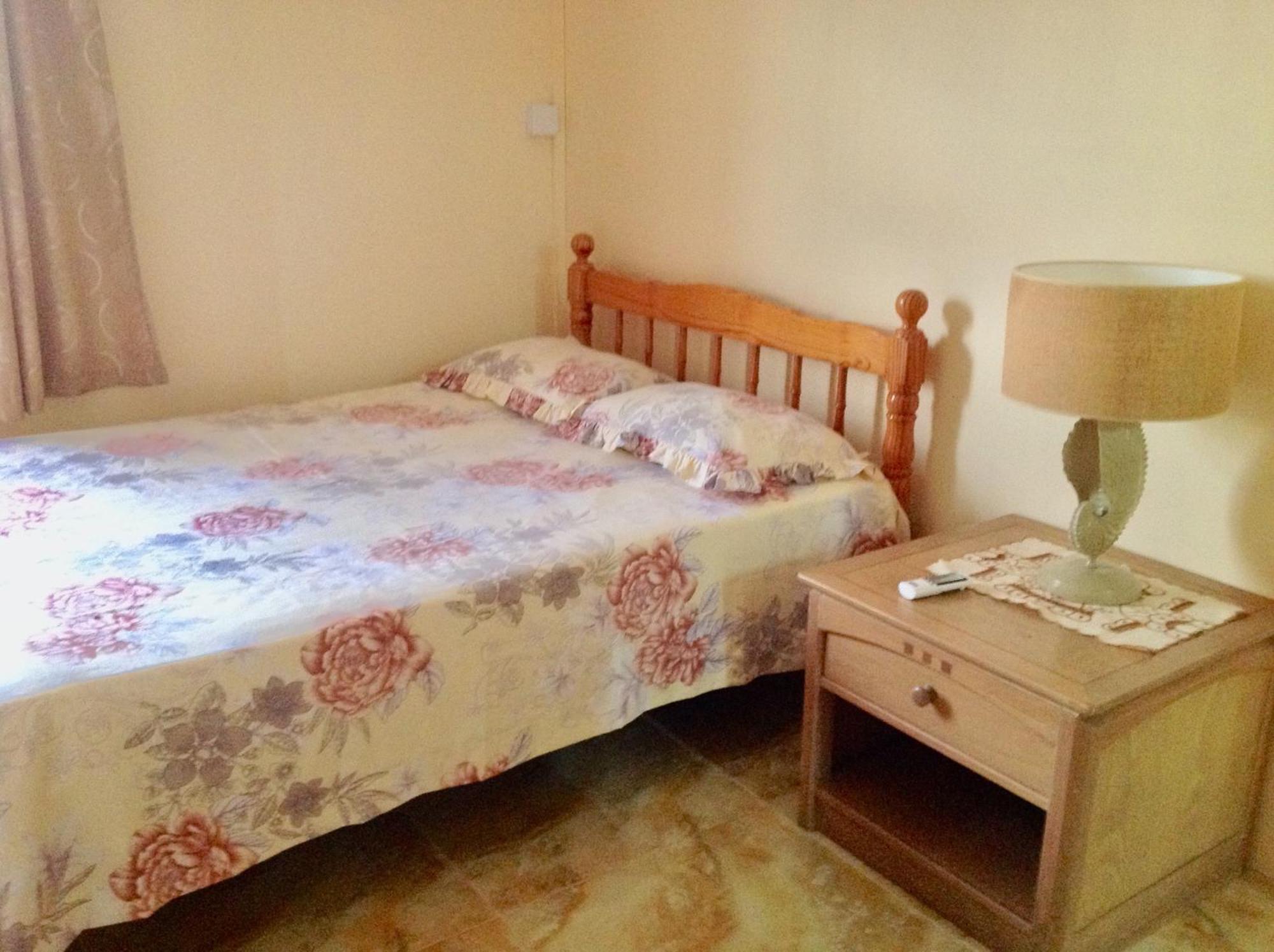 Cardamon Villa Is A 2 Bedroom With 1 Bathroom And Seperate Toilet Detached House With Ac And Swimming Pool , 5 Minutes Walk From Flic En Flac Public Beach Flic en Flac Exterior foto